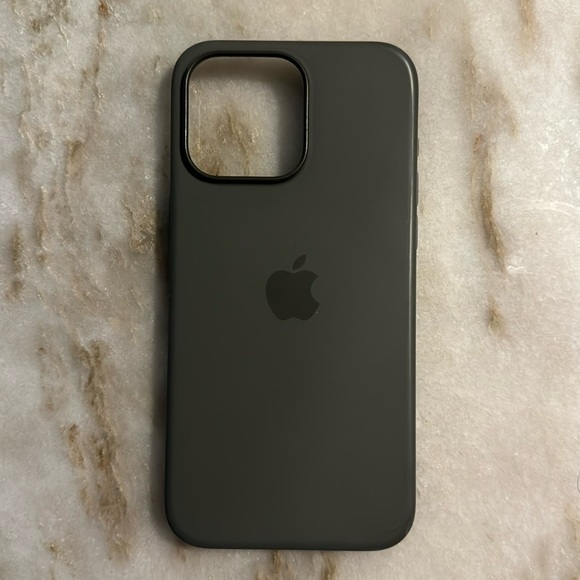 iPhone 15 Pro Max case - Picture 1 of 2